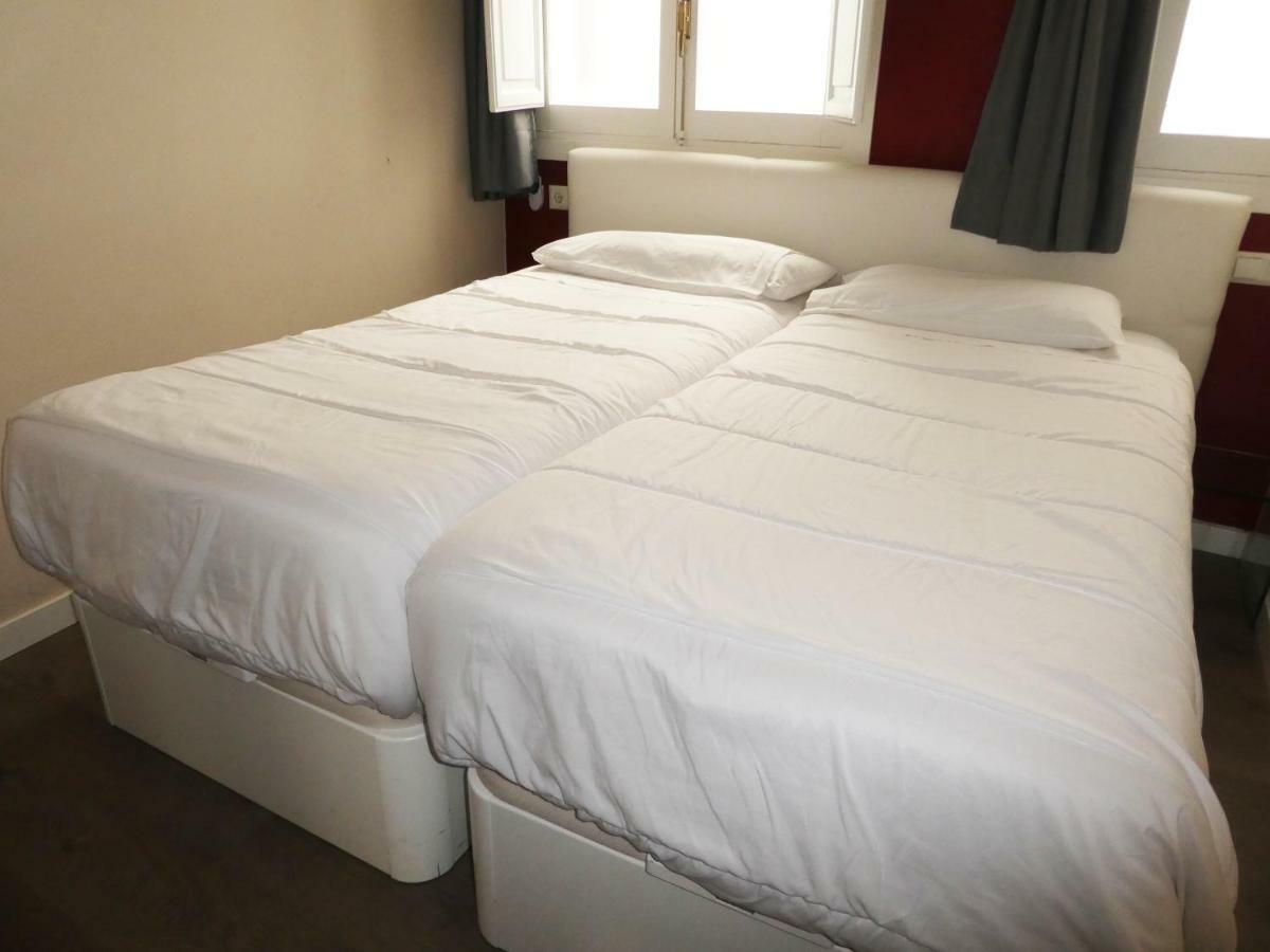 Apartamentos Valentina Deluxe 3000 Granada Exteriör bild